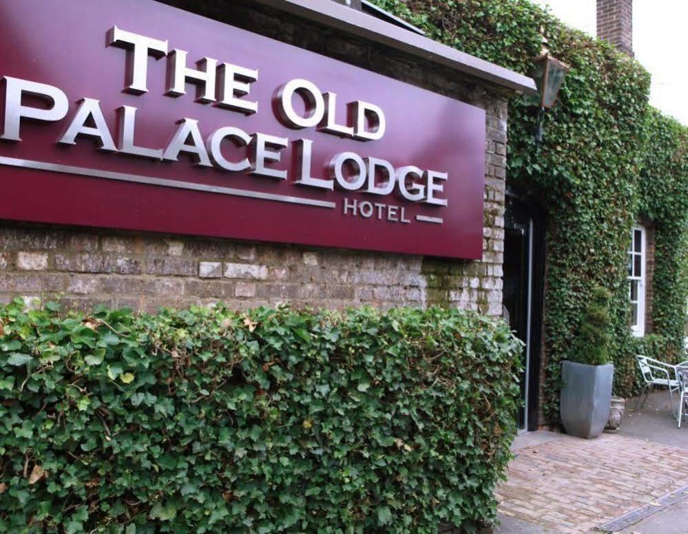 The Old Palace Lodge Dunstable Exterior photo
